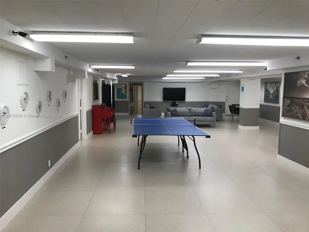 100 Lincoln Rd #1226 Miami Beach, FL 33139