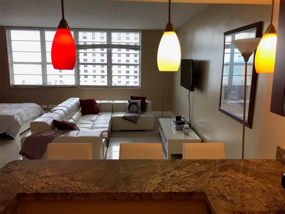 100 Lincoln Rd #1226 Miami Beach, FL 33139