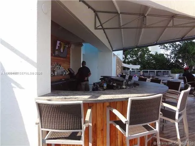 17315 Collins Ave #1555 Sunny Isles Beach, FL 33160