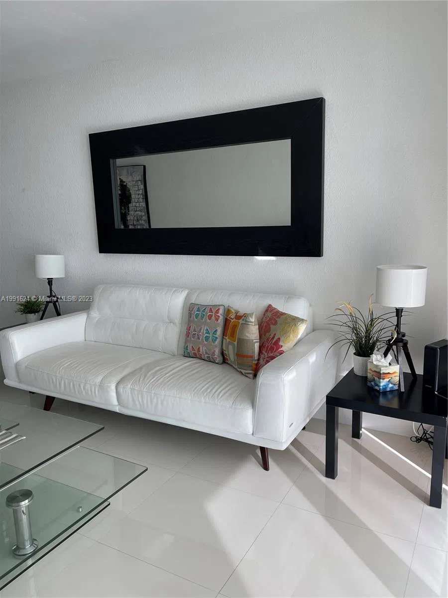 3801 S OCEAN DR #7X Hollywood, FL 33019
