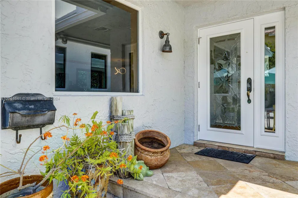 309 Oak St Hollywood, FL 33019