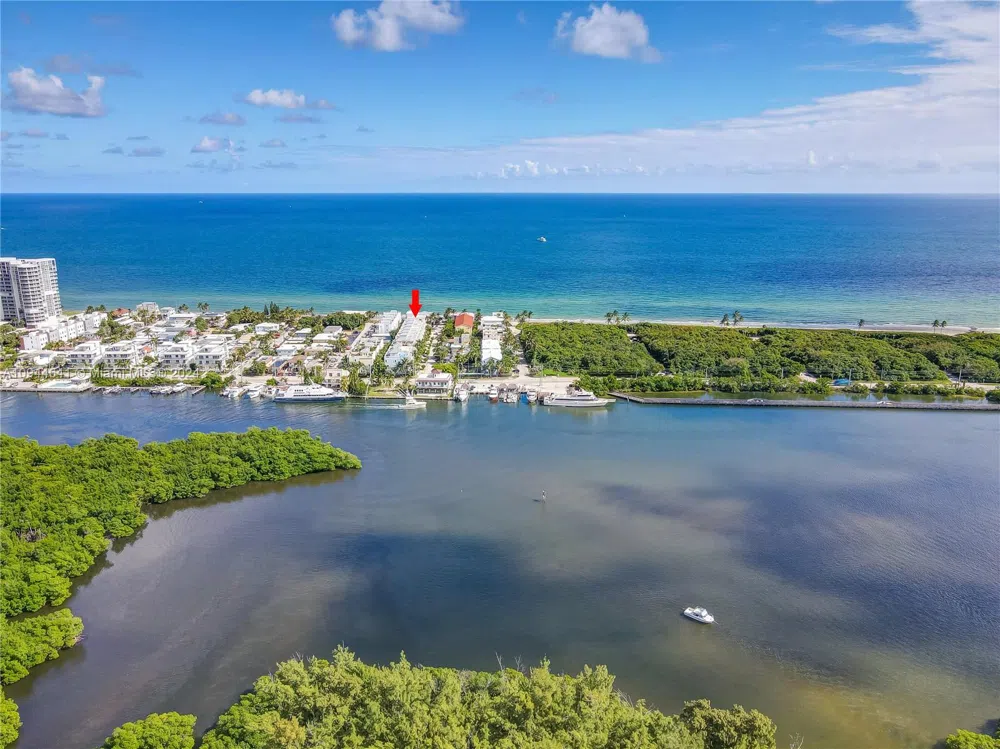 309 Oak St Hollywood, FL 33019