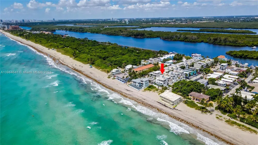 309 Oak St Hollywood, FL 33019