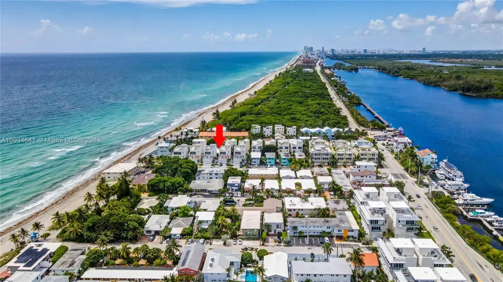 309 Oak St Hollywood, FL 33019
