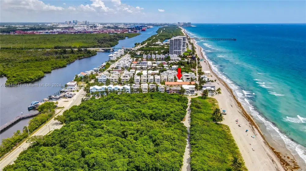 309 Oak St Hollywood, FL 33019