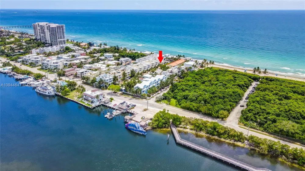 309 Oak St Hollywood, FL 33019