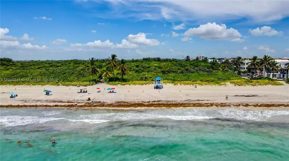309 Oak St Hollywood, FL 33019