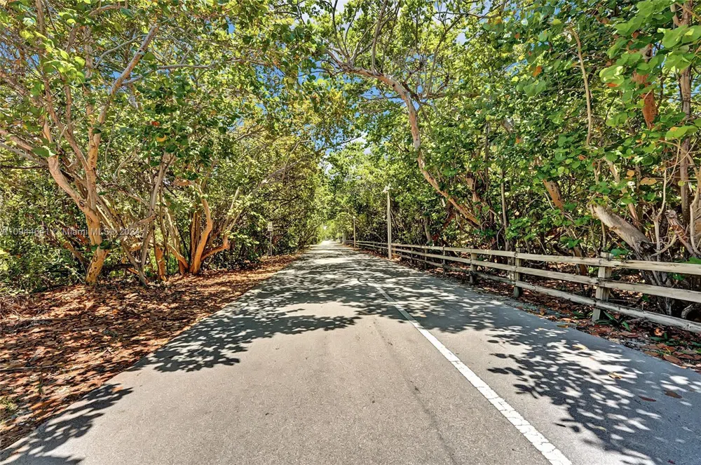 309 Oak St Hollywood, FL 33019