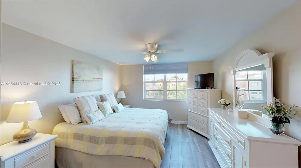 19701 E Country Club Dr #5606 Aventura, FL 33180