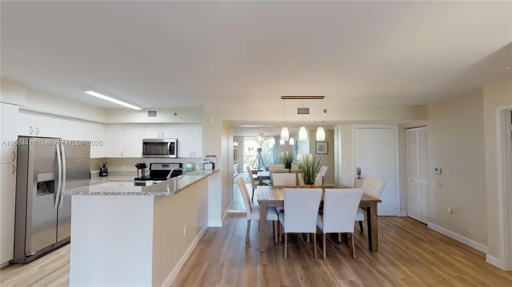 19701 E Country Club Dr #5606 Aventura, FL 33180