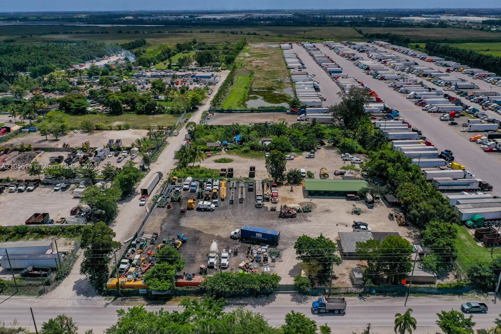 15721 NW 122 AVE Miami, FL 33018