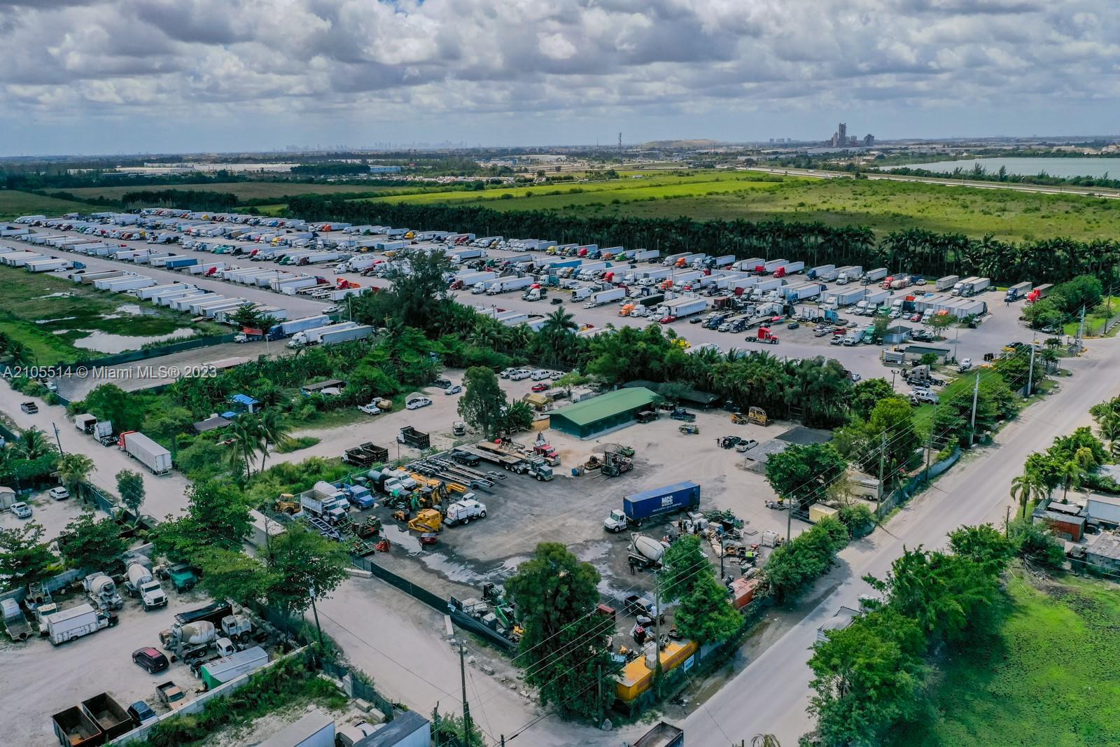 15721 NW 122 AVE Miami, FL 33018