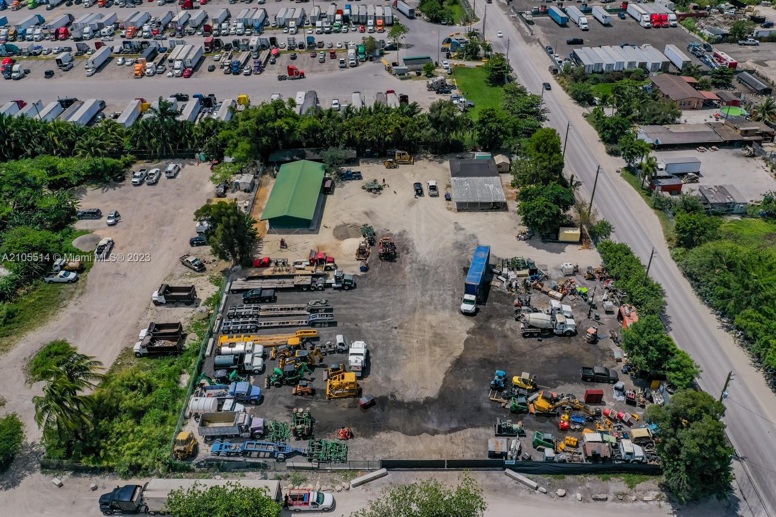 15721 NW 122 AVE Miami, FL 33018