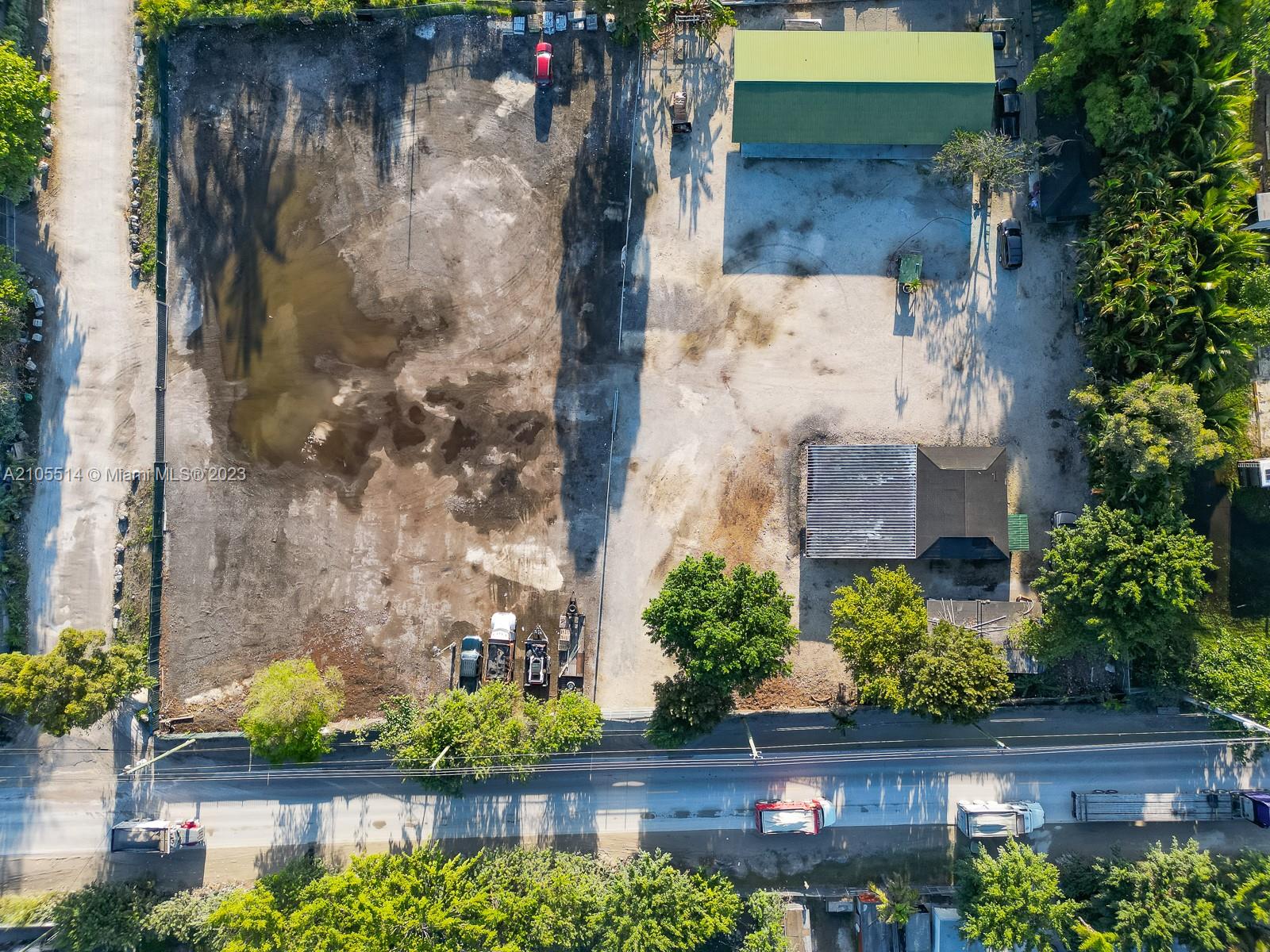 15721 NW 122 AVE Miami, FL 33018