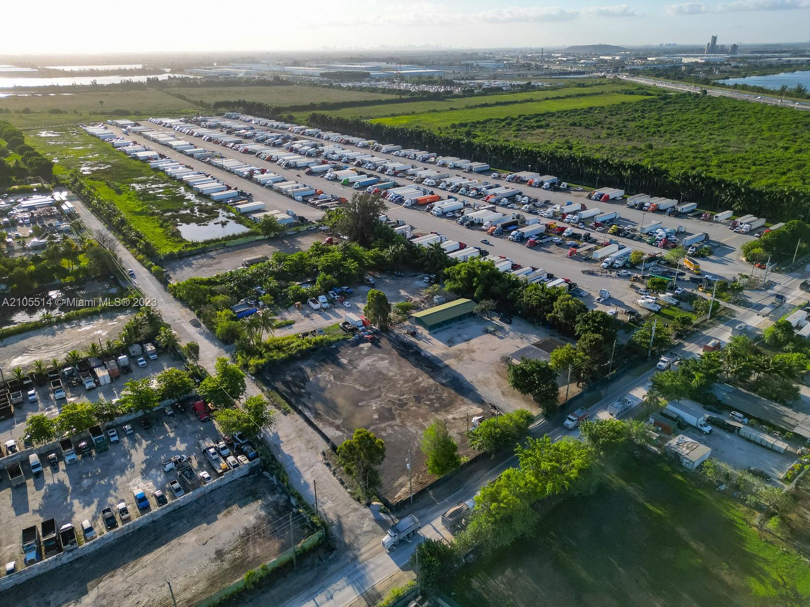 15721 NW 122 AVE Miami, FL 33018