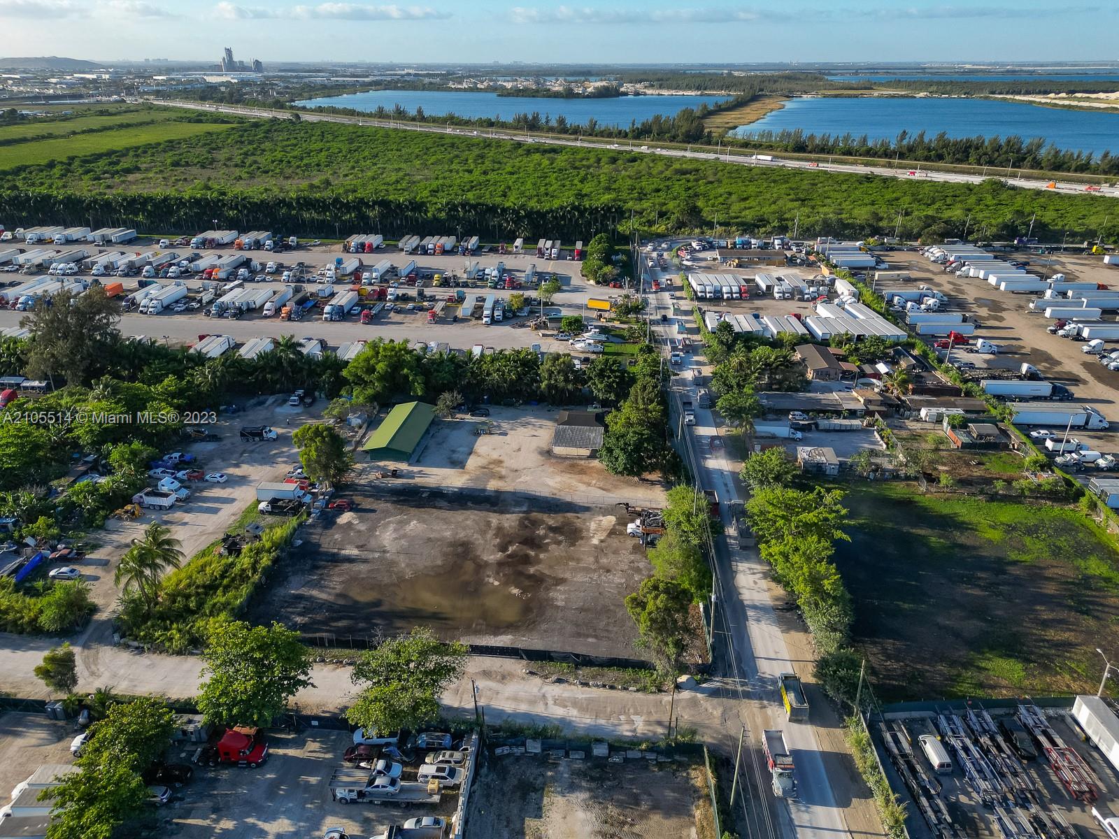 15721 NW 122 AVE Miami, FL 33018