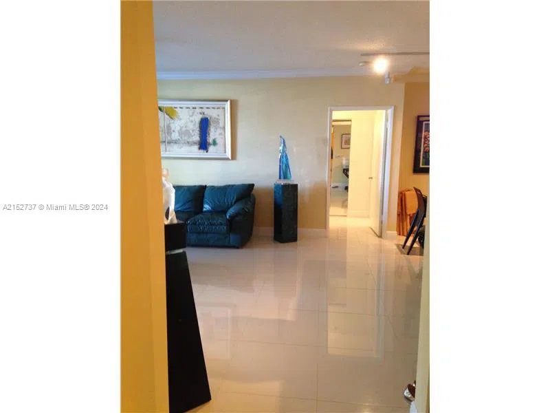 19877 E COUNTRY CLUB DR #3108 Aventura, FL 33180