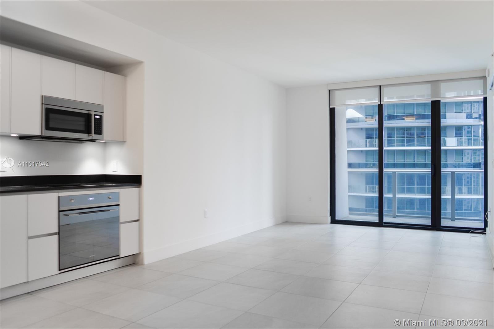 1010 Brickell Av #3008