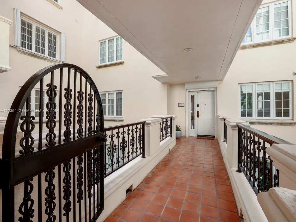 19223 Fisher Island Dr #19223 Miami Beach, FL 33109