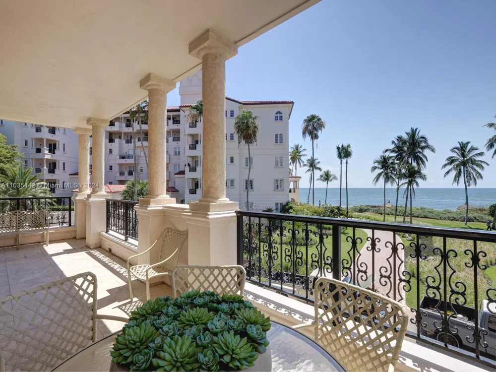19223 Fisher Island Dr #19223 Miami Beach, FL 33109