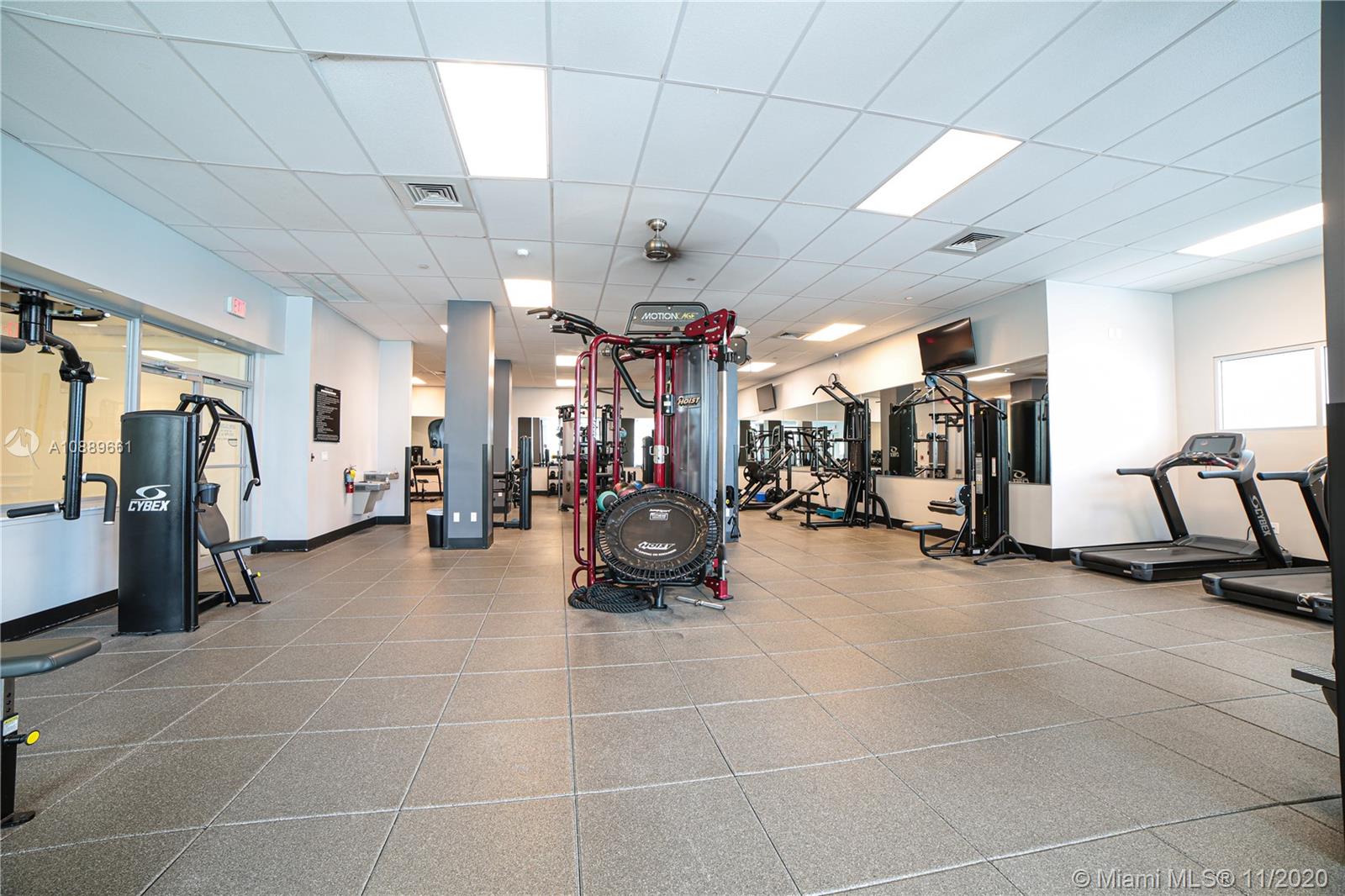 2501 S OCEAN DR #1224 (Available JULY 1) Hollywood, FL 33019