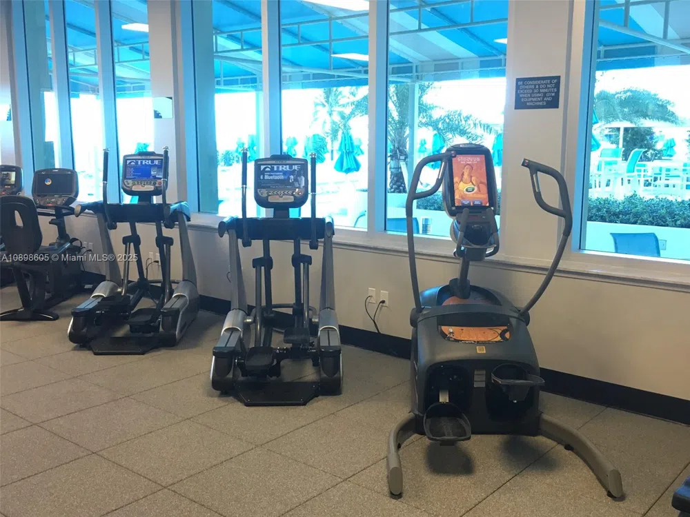 2501 S Ocean Dr #1617 (AVAILABLE) Hollywood, FL 33019