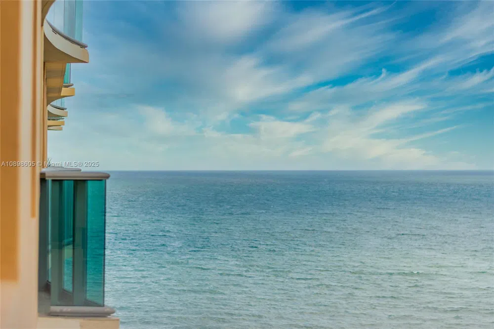 2501 S Ocean Dr #1617 (AVAILABLE) Hollywood, FL 33019