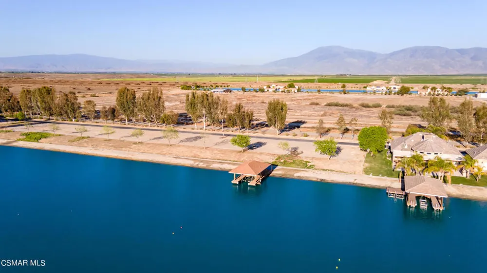 4721 Diamond Bay Drive Arvin, CA 93203