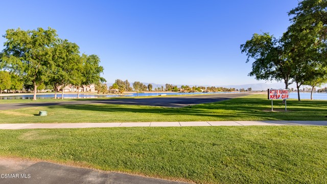 4600 Emerald Bay Drive Arvin, CA 93203