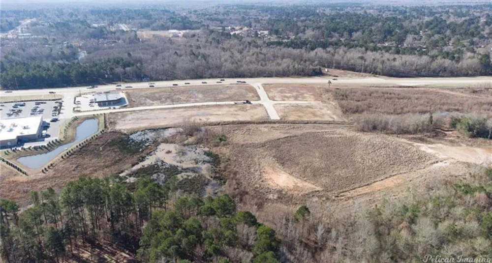 Bert Kouns Loop #3 Shreveport, LA 71106