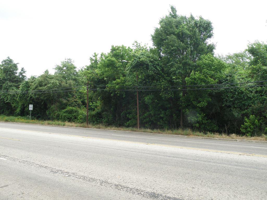 409 E Palestine Avenue Palestine, TX 75801