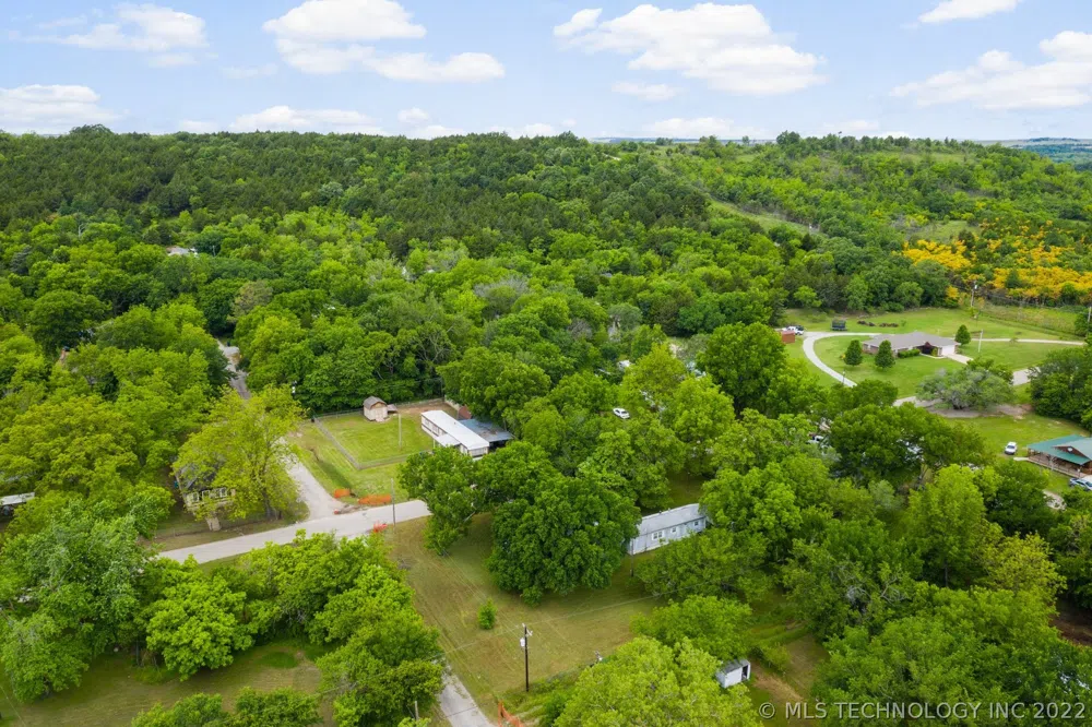 912 S Freeman Avenue Hominy, OK 74035