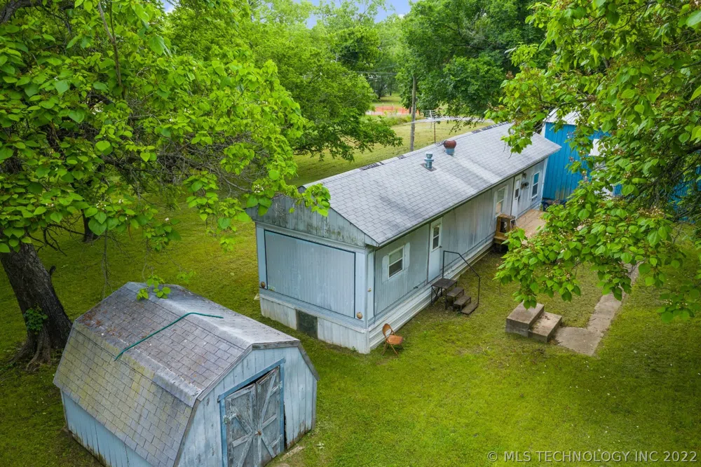 912 S Freeman Avenue Hominy, OK 74035