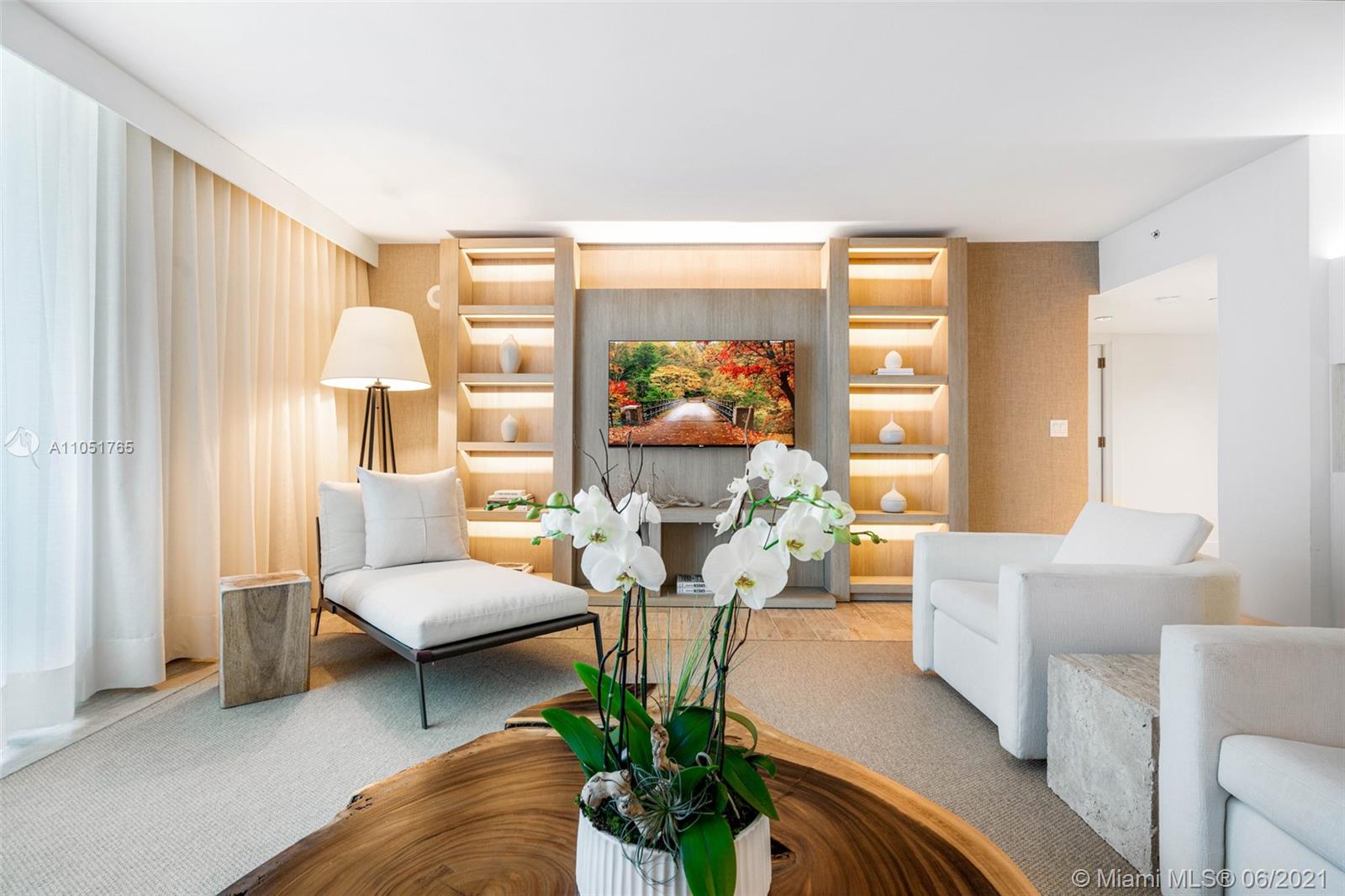 102 24th St #1115 Miami Beach, FL 33139