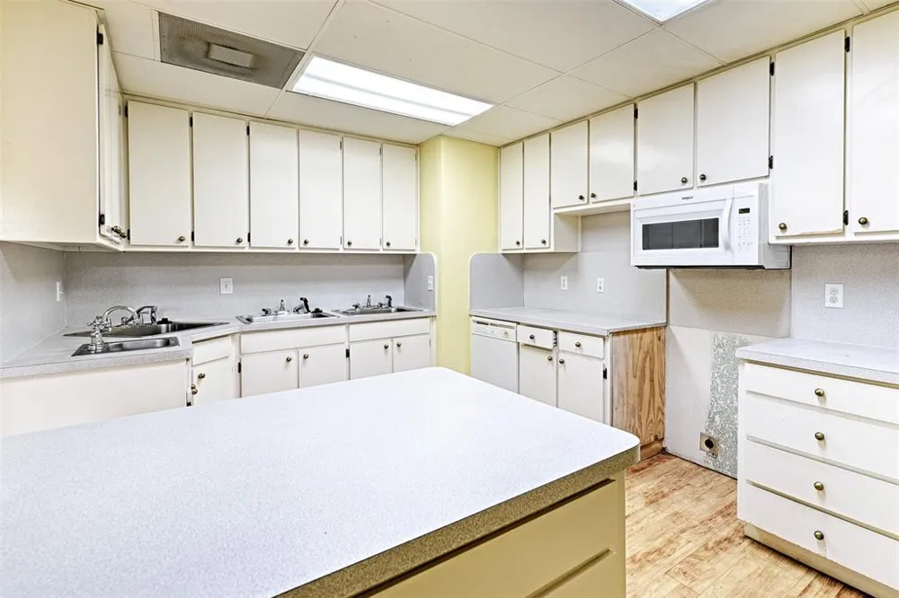 11663 W Hwy 175 Crandall, TX 75114