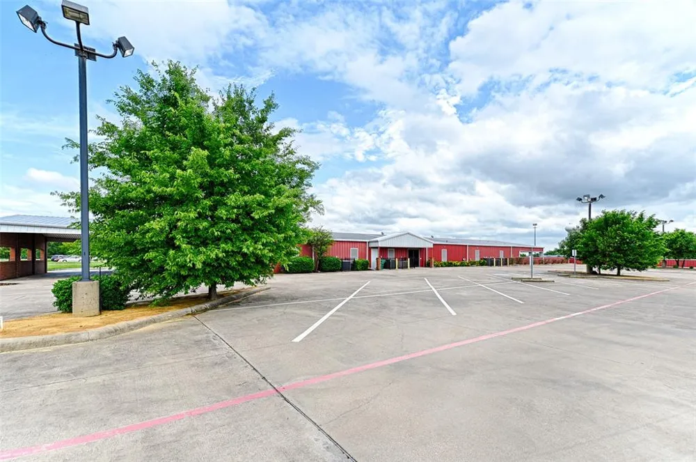 11663 W Hwy 175 Crandall, TX 75114