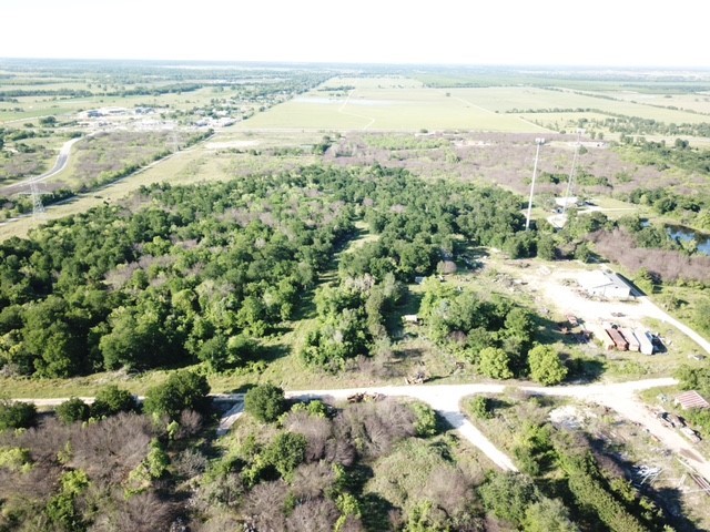 2883 State Highway 71 Highway W Cedar Creek, TX 78612