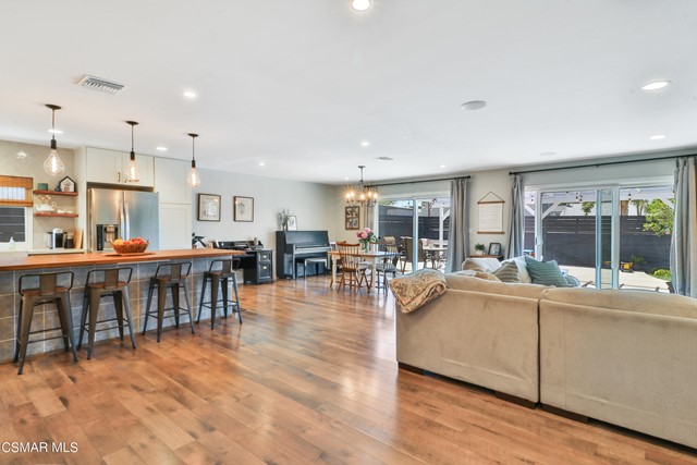 3082 Galena Avenue Simi Valley, CA 93065