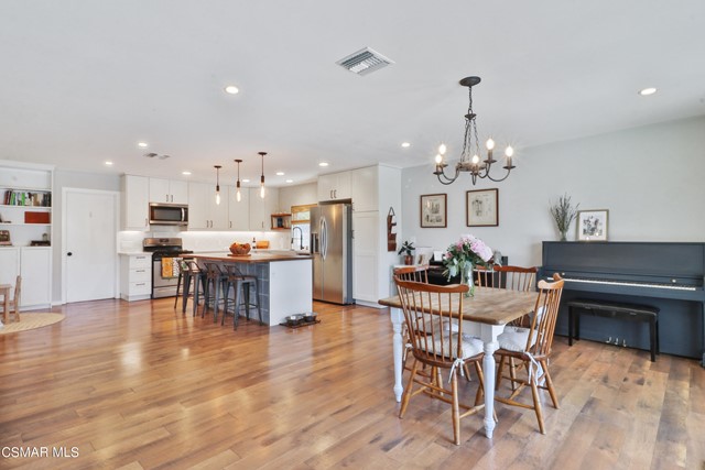 3082 Galena Avenue Simi Valley, CA 93065