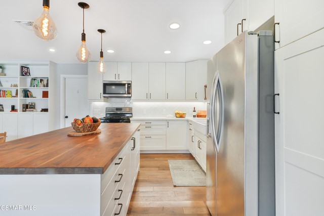 3082 Galena Avenue Simi Valley, CA 93065