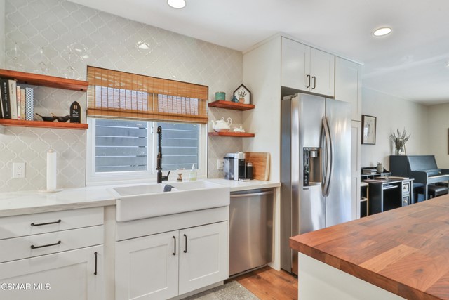 3082 Galena Avenue Simi Valley, CA 93065