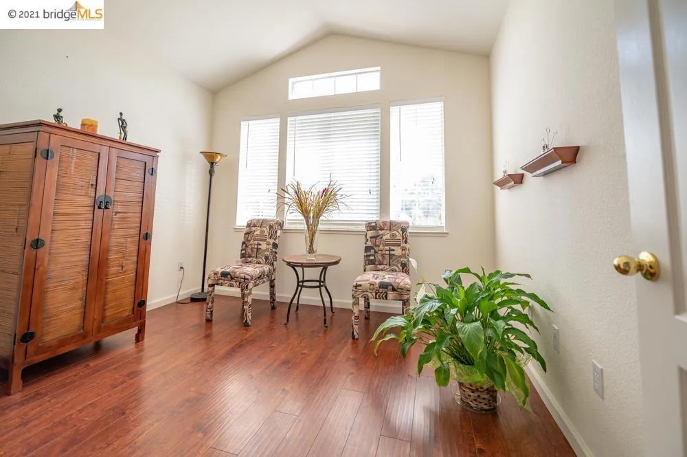 1701 Mt.Silliman Way Antioch, CA 94531