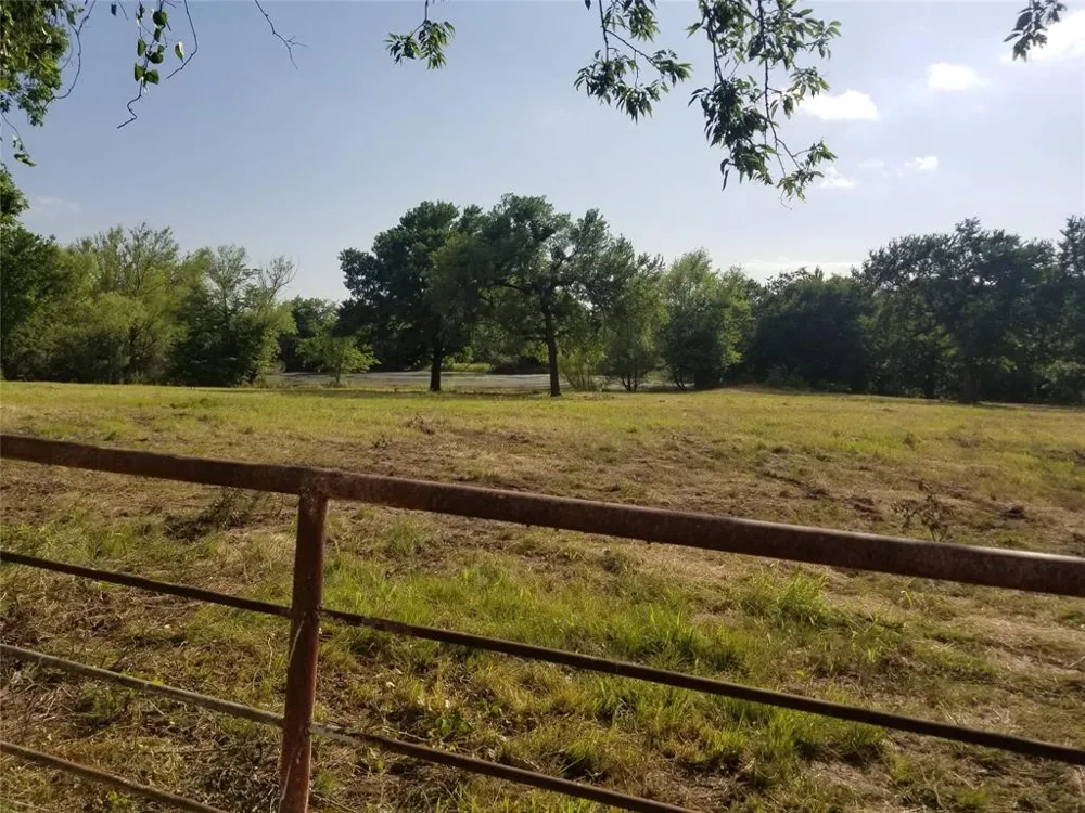County Road 623 Farmersville, TX 75442