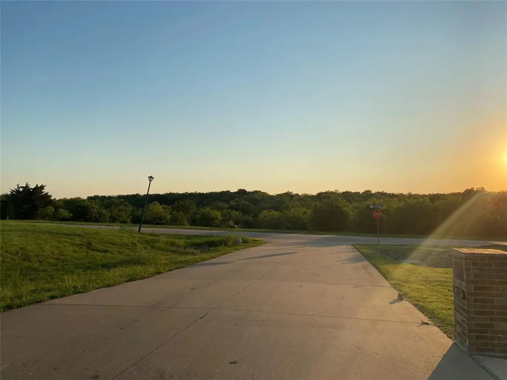 2650 Mason Lane Cedar Hill, TX 75104