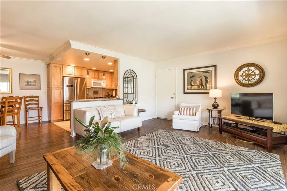 928 Ave Majorca #O Laguna Woods, CA 92637
