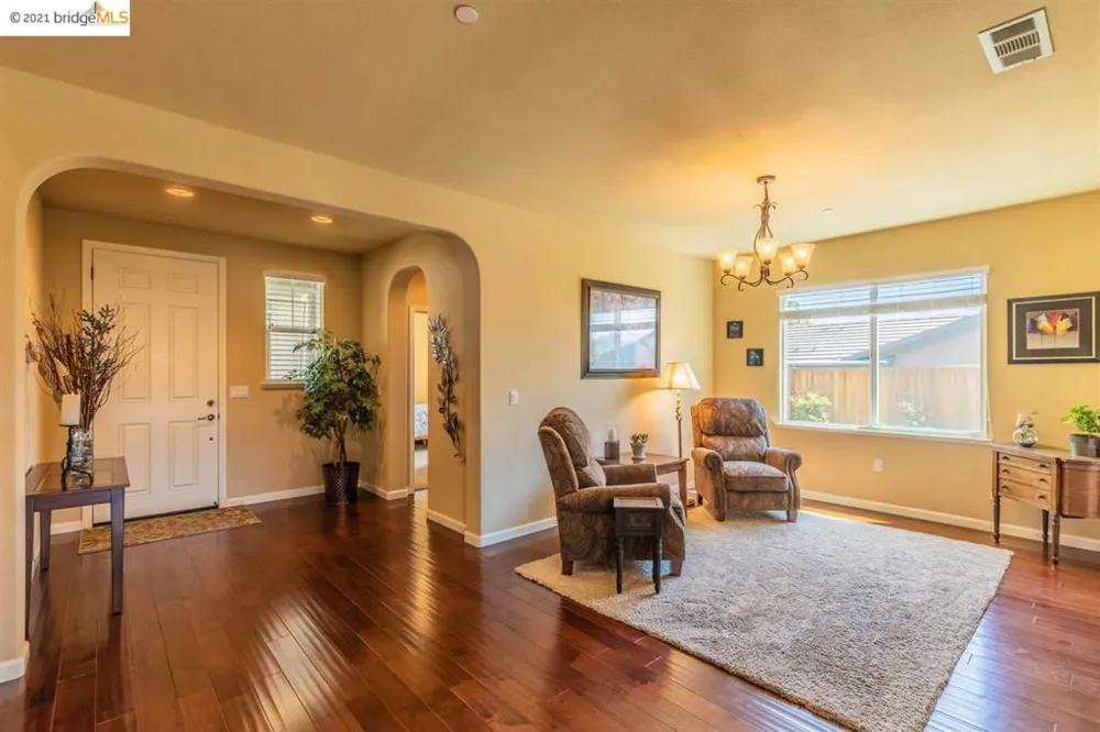 5600 Monaghan Way Antioch, CA 94531