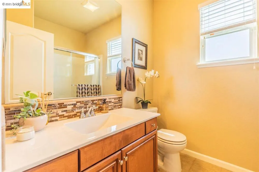 5600 Monaghan Way Antioch, CA 94531