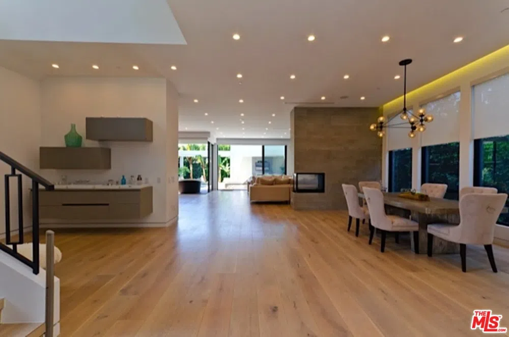 307 S Sycamore Avenue Los Angeles, CA 90036