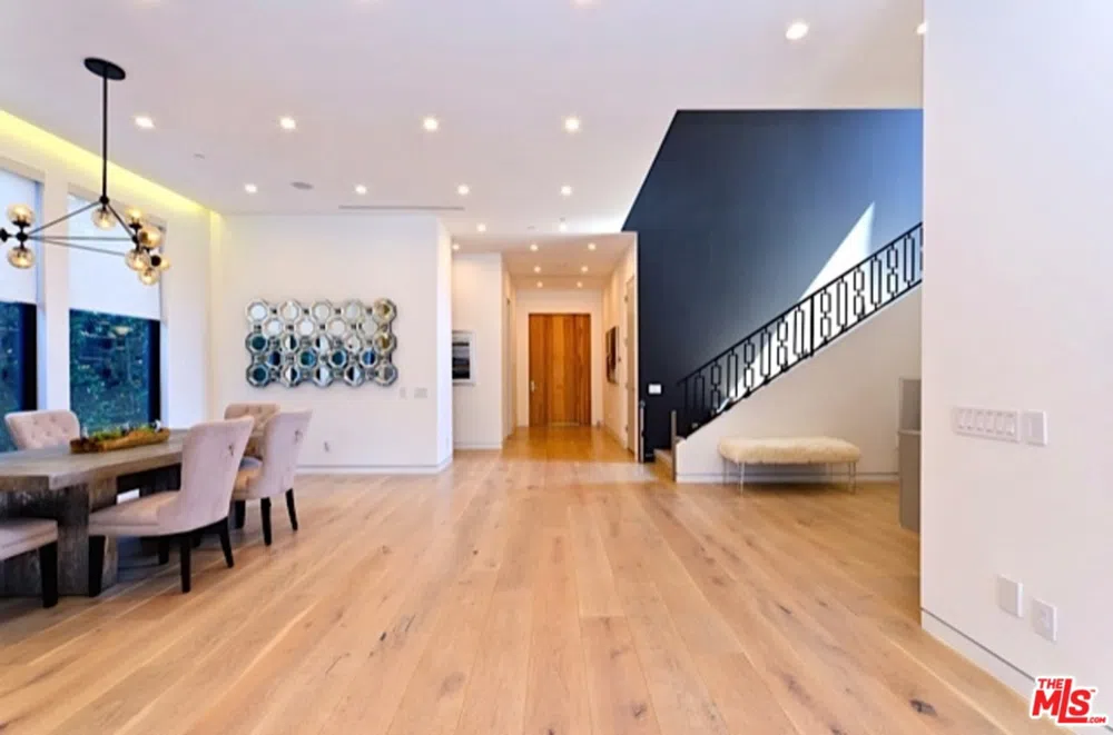 307 S Sycamore Avenue Los Angeles, CA 90036