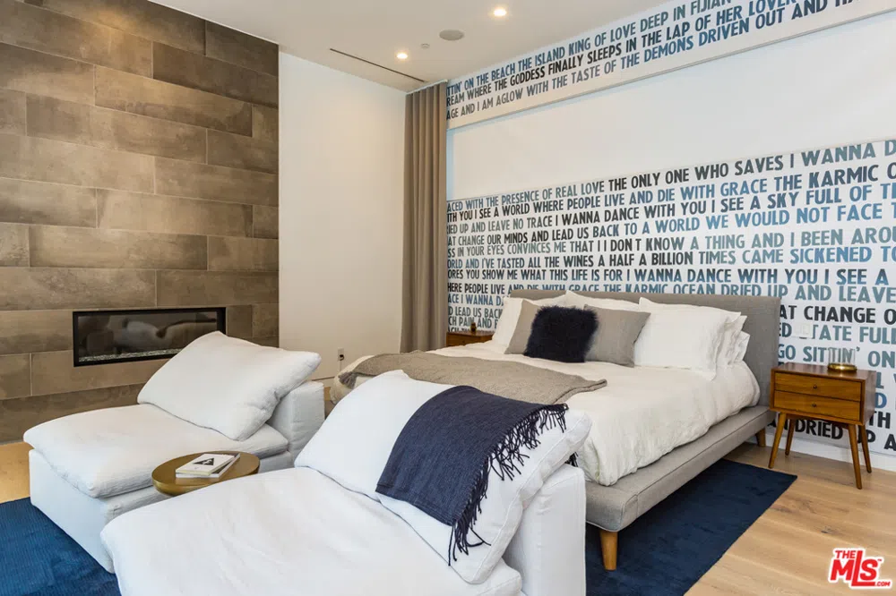 307 S Sycamore Avenue Los Angeles, CA 90036